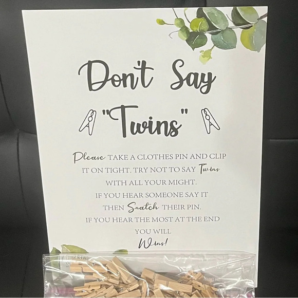 TWINS BABY SHOWER LOT. 10 centerpieces, 72 Cupcake Toppers, 1 Game - Picture 3 of 7